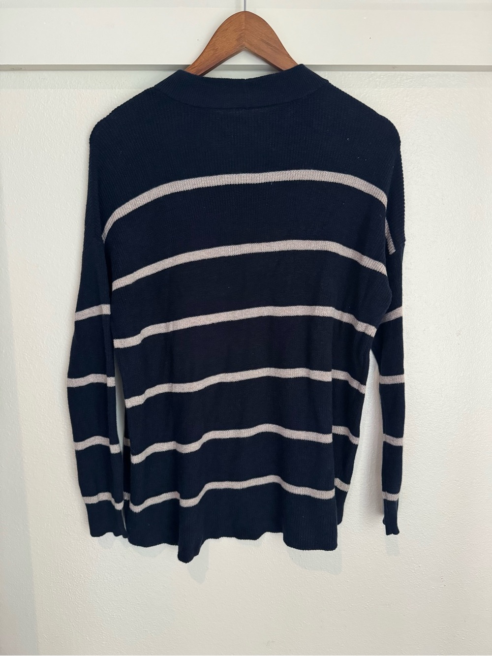 American Eagle Navy Striped Mock Neck Sweater Women’s Small Jegging fit - Picture 7 of 10
